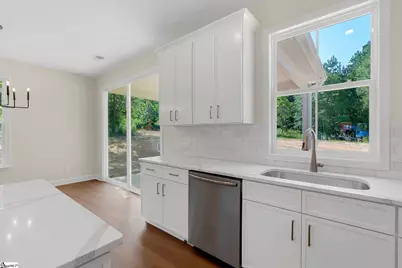 9 Burns Road, Travelers Rest, SC 29690 - Photo 9