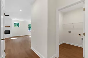 9 Burns Rd, Travelers Rest, SC 29690 - Photo 21