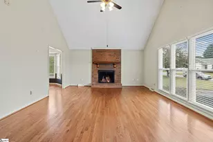 107 Fairview Pl, Greer, SC 29651 - Photo 5