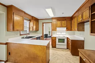 107 Fairview Pl, Greer, SC 29651 - Photo 9