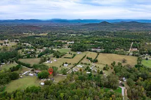 102 Westwood Cir, Pickens, SC 29671 - Photo 9