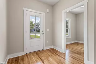 16 N Georgia Ave, Greenville, SC 29611 - Photo 5