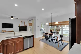 31 Pine Island Dr, Simpsonville, SC 29681 - Photo 9