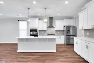 308 Starling Ave, Powdersville, SC 29642 - Photo 5