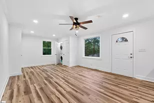 105 S Estate Dr, Greenville, SC 29605 - Photo 9