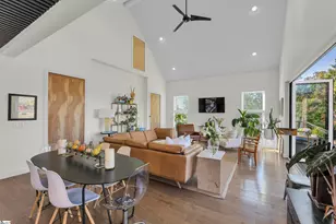 562 Club Dr, Greenville, SC 29611 - Photo 11