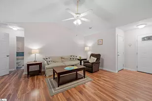 107 Kingscreek Dr, Greer, SC 29650 - Photo 3