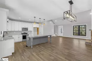 107 Bentwood Ln, Pickens, SC 29671 - Photo 9