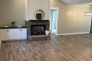 107 Bentwood Ln, Pickens, SC 29671 - Photo 3