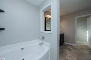 811 Camberwell Rd, Simpsonville, SC 29680 - Photo 27