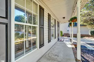 1 Greyleaf Ct, Simpsonville, SC 29680 - Photo 5