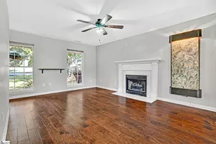 1 Greyleaf Ct, Simpsonville, SC 29680 - Photo 9