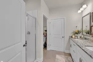 325 Cub Ct, Greenville, SC 29609 - Photo 15