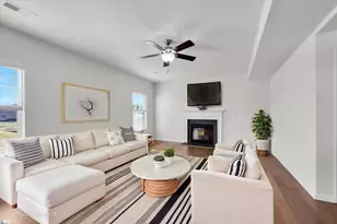 229 Sandusky Ln, Simpsonville, SC 29680 - Photo 9