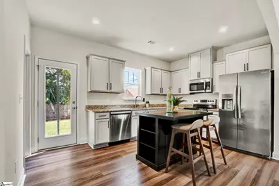 111 N 3rd Street, Easley, SC 29640 - Photo 5