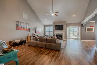 609 Crossmont Way, Simpsonville, SC 29681 - Photo 13