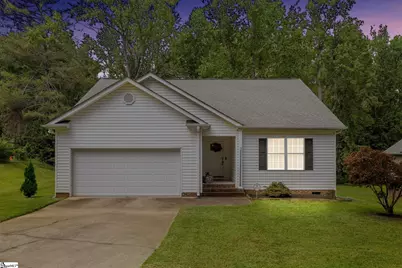 111 Woodvale Avenue, Fountain Inn, SC 29644 - Photo 3