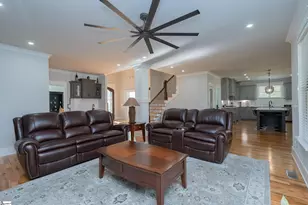 225 Rocky Ridge Rd, Enoree, SC 29335 - Photo 9