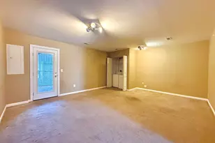 110 Cambria Ct, Mauldin, SC 29662 - Photo 3