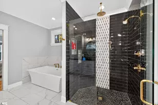 709 Keowee Bay Cir, Salem, SC 29676 - Photo 19