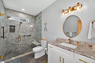 709 Keowee Bay Cir, Salem, SC 29676 - Photo 27