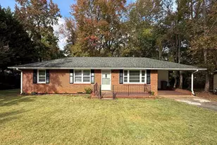 7 Elf Ln, Greenville, SC 29617 - Photo 1