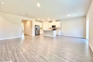 104 Madera Ct, Spartanburg, SC 29306 - Photo 7