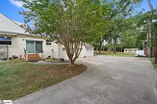 111 Northwoods Rd, Greenwood, SC 29649 - Photo 35