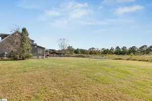 1071 Little Mountain Rd, Wellford, SC 29385 - Photo 3