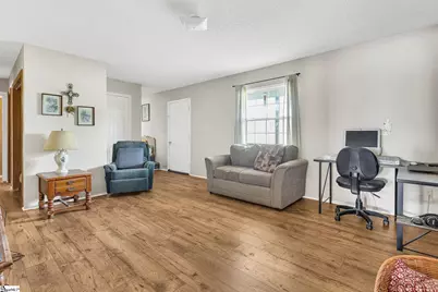 1071 Little Mountain Road, Wellford, SC 29385 - Photo 5