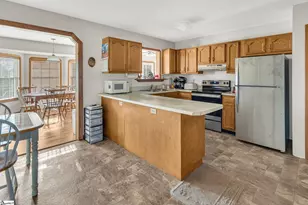 1071 Little Mountain Rd, Wellford, SC 29385 - Photo 7