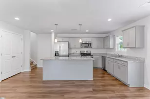 445 Grantham Ct, Spartanburg, SC 29303 - Photo 15