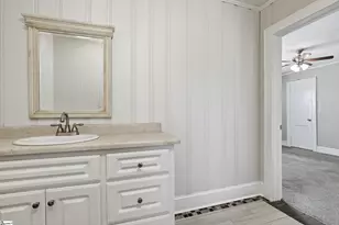 5 Lenore Ave, Greenville, SC 29617 - Photo 17