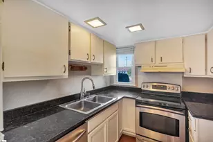 3706 E North St, Greenville, SC 29615 - Photo 7