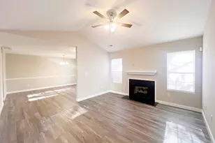 7 Bailess Ct, Greer, SC 29650 - Photo 3