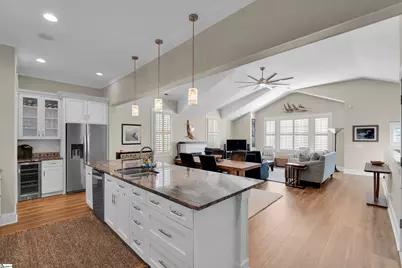 106 W Park Avenue, Greenville, SC 29601 - Photo 11