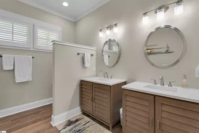 106 W Park Avenue, Greenville, SC 29601 - Photo 17