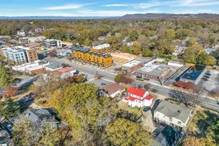 206 E Stone Ave, Greenville, SC 29609 - Photo 3