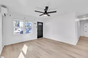 409-A Yardley Ct, Spartanburg, SC 29306 - Photo 5