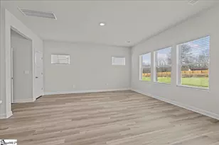 558 Crowder Pl, Piedmont, SC 29680 - Photo 5