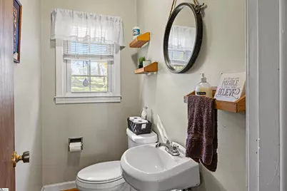 605 W Lee Road, Taylors, SC 29687 - Photo 23