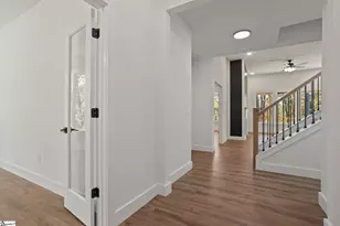 15 Fowler Rd, Taylors, SC 29687 - Photo 3