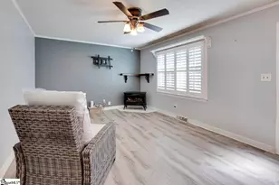 118 Iris Dr, Easley, SC 29642 - Photo 9