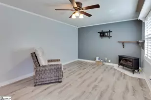 118 Iris Dr, Easley, SC 29642 - Photo 7