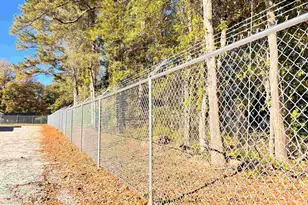 105 Henry St, Laurens, SC 29360 - Photo 7