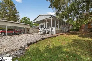 421 Newbury Cir, Westminster, SC 29693 - Photo 3