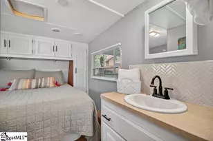 421 Newbury Cir, Westminster, SC 29693 - Photo 11