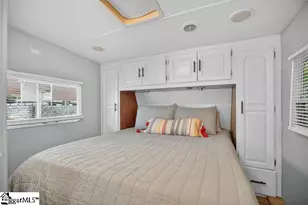 421 Newbury Cir, Westminster, SC 29693 - Photo 9