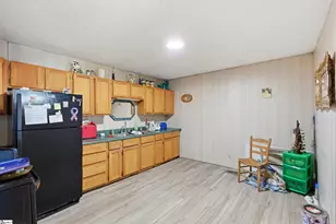 229 Falling Creek Rd, Spartanburg, SC 29301 - Photo 27