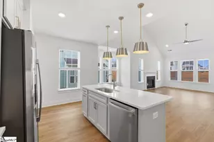 409 Crestcreek Dr, Anderson, SC 29621 - Photo 9